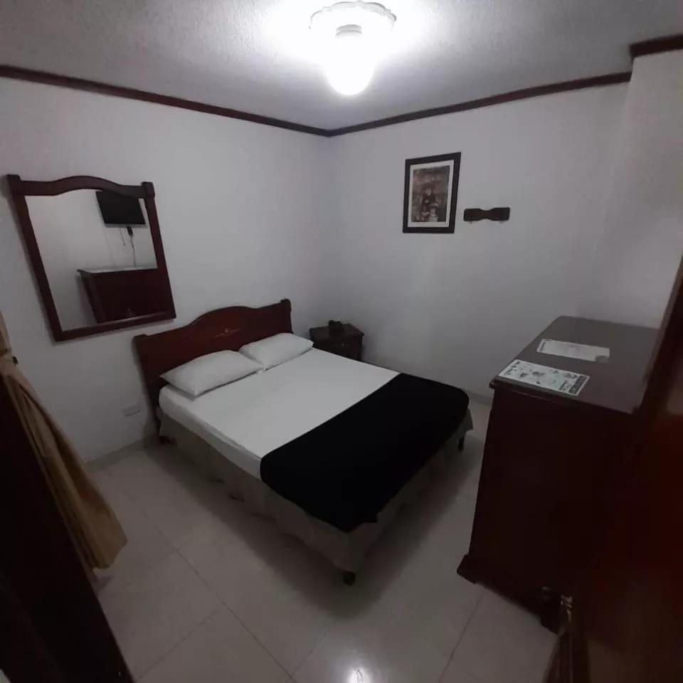 Hotel Davinci Каларка Экстерьер фото
